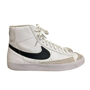 Nike Blazer Mid '77 Vintage- Size 7Y